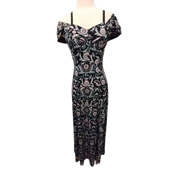 Eva Mendes For New York & Company - Picture 4 of 5